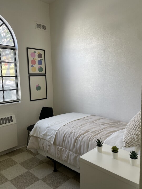 Peachtree Inn - Fully furnished units! in San Diego, CA - Foto de edificio