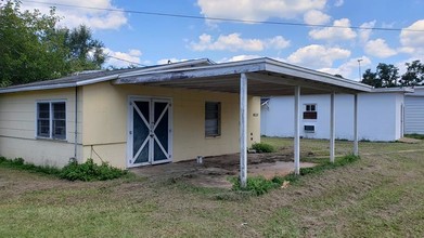 116 E Washington St in Chattahoochee, FL - Building Photo - Building Photo