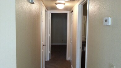 1212 Bass Dr, Unit A in Henderson, NV - Building Photo - Building Photo