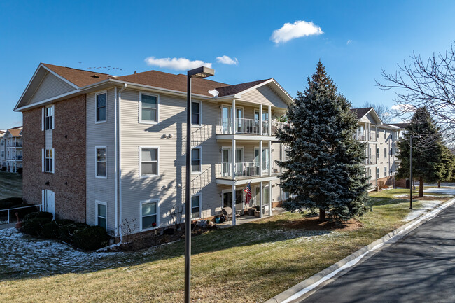 North Gate Garden Estates in Lincoln, NE - Building Photo - Building Photo