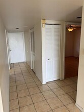 3141 NW 47th Ter, Unit 430 in Lauderdale Lakes, FL - Foto de edificio - Building Photo