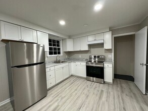 724 Kingsbury Rd in Clarksville, TN - Building Photo - Building Photo