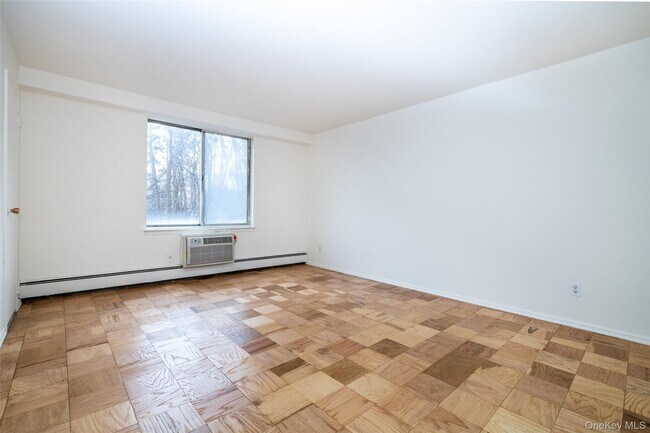 125 Lake St-Unit -9-B South in White Plains, NY - Building Photo - Building Photo