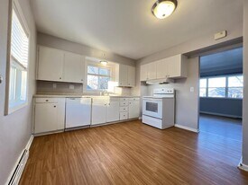 2990 8th St in Marion, IA - Building Photo