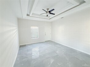 13 Puffin Ave in McAllen, TX - Building Photo - Building Photo