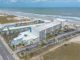 935 S Atlantic Ave in Daytona Beach, FL - Building Photo