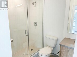 1660 Bloor St W in Toronto, ON - Building Photo - Building Photo