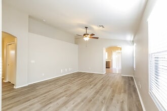 23024 W Mohave St in Buckeye, AZ - Foto de edificio - Building Photo