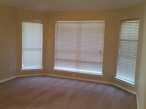 909 Remington Dr in Saginaw, TX - Building Photo - Building Photo