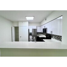 601 NE 39th St in Miami, FL - Building Photo - Building Photo