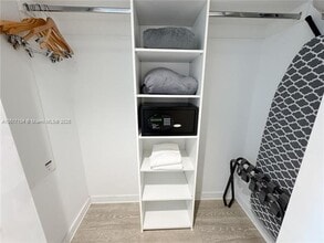 2602 E Hallandale Beach Blvd in Hallandale Beach, FL - Building Photo - Building Photo