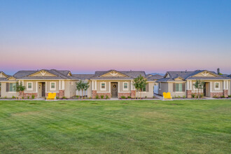 Christopher Todd Communities at Stadium in Glendale, AZ - Foto de edificio - Building Photo