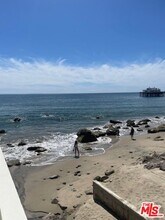 22860 Pacific Coast Hwy in Malibu, CA - Building Photo - Building Photo