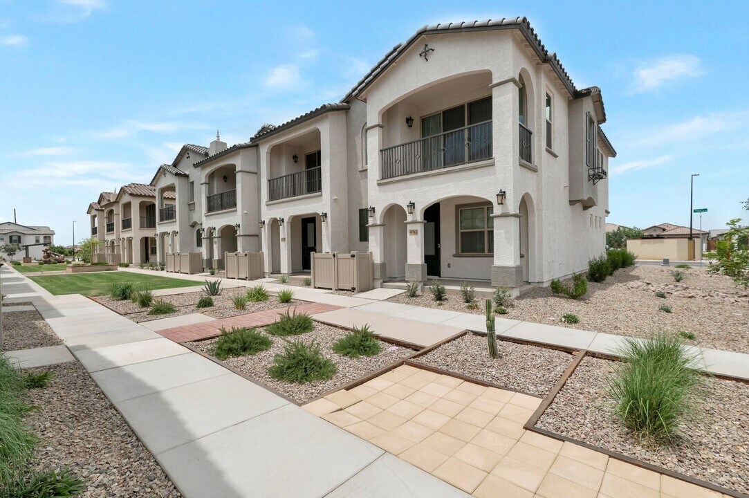 4083 E Pinto Dr in Gilbert, AZ - Building Photo