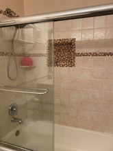 185 Woods Edge Dr in Roxbury Township, NJ - Building Photo - Building Photo