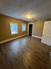 21 Spruce St in Waterville, ME - Building Photo - Building Photo