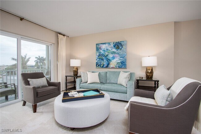 property at 1977 Gulf Shore Blvd N
