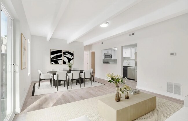 9725 E Harvard Ave in Denver, CO - Building Photo - Building Photo