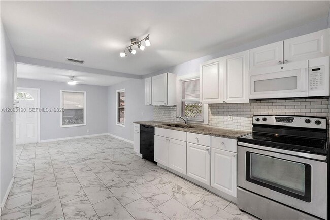 property at 901 NE 38th St
