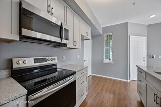 5663 Star Rush Dr in Melbourne, FL - Building Photo - Building Photo