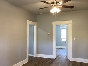 1532-1532 N Safford Ave in Fresno, CA - Building Photo - Building Photo