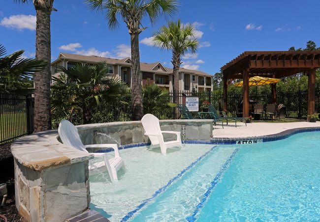 Shadow Creek Apartments