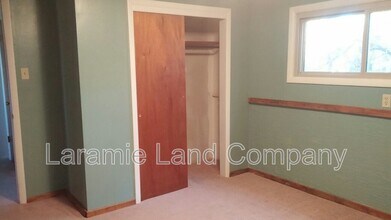 1610 E Arnold St in Laramie, WY - Building Photo - Building Photo