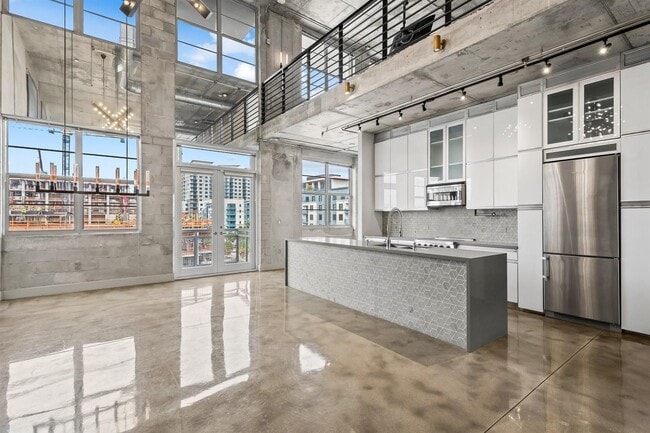 property at 445 N Andrews Ave
