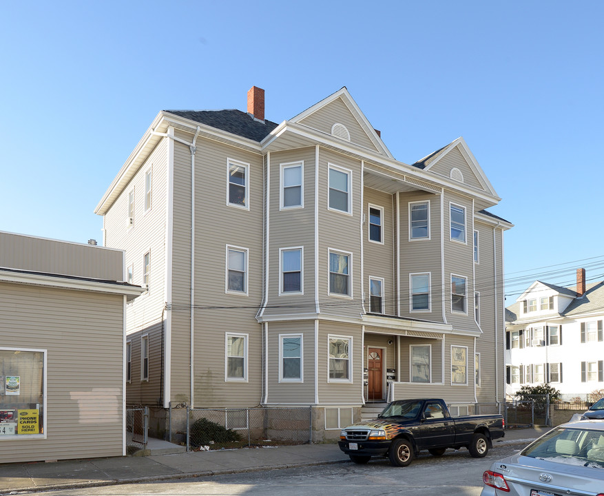 62 Sidney St in New Bedford, MA - Building Photo