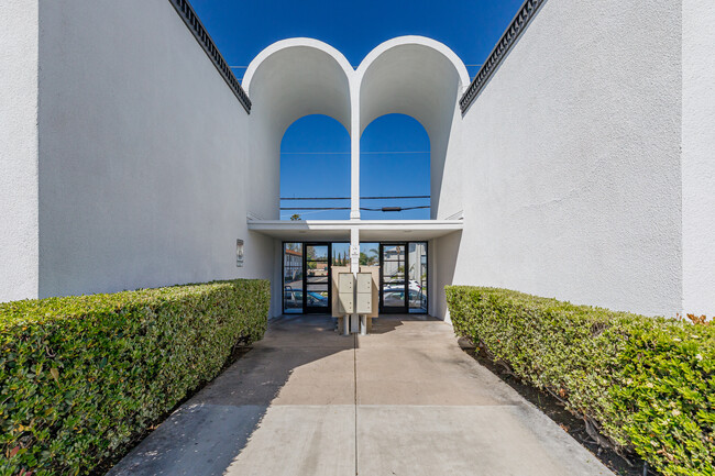 The Arches Apartments in El Cajon, CA - Building Photo - Building Photo