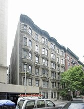 306 W 93rd St in New York, NY - Foto de edificio - Building Photo