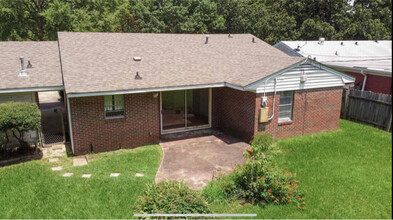 885 S Gate Rd in Shreveport, LA - Building Photo - Building Photo