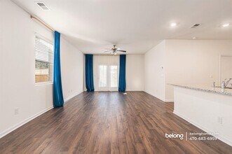 11992 Conrad Cir in Hampton, GA - Building Photo - Building Photo