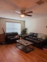 5644 Giddyup Ln in Fort Worth, TX - Building Photo - Building Photo