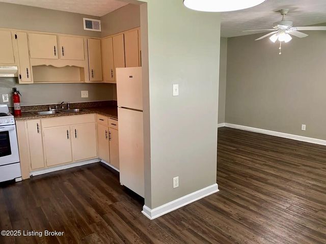 3710 Noblitt Dr in Louisville, KY - Building Photo - Building Photo