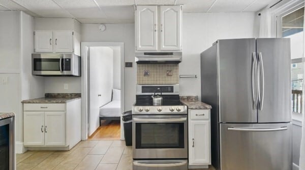 823 Dorchester Ave in Boston, MA - Foto de edificio - Building Photo