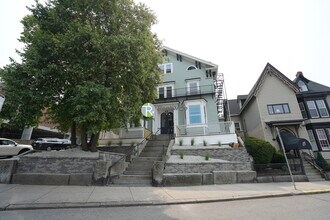 142 Dorchester St in Boston, MA - Building Photo - Building Photo