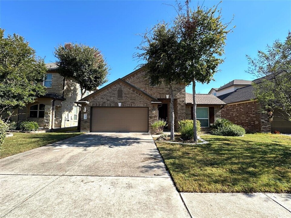 615 Spanish Mustang Dr in Cedar Park, TX - Building Photo