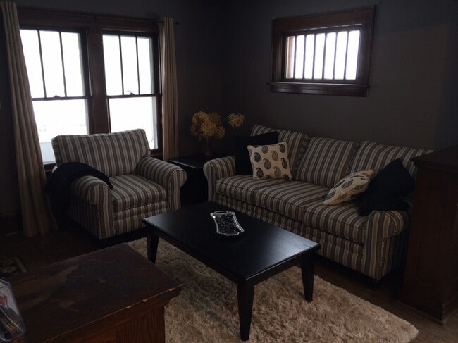 431 Snelling Ave S in St. Paul, MN - Building Photo - Building Photo
