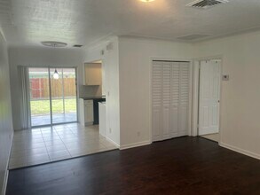 500 W Conference Dr in Boca Raton, FL - Building Photo - Building Photo