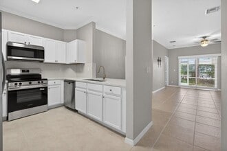 160 Village Blvd in Tequesta, FL - Building Photo - Building Photo