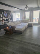 10211 FM 1458 Rd in Sealy, TX - Building Photo - Building Photo