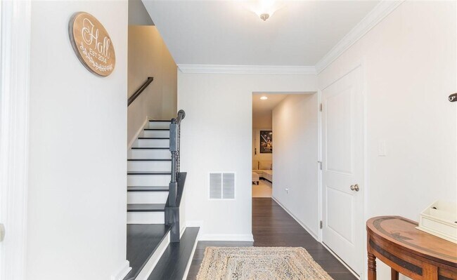 816 Oval Park Ln in Charlottesville, VA - Building Photo - Building Photo