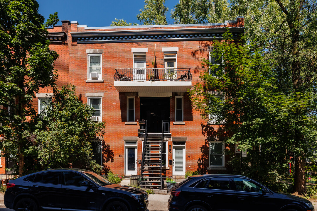 741 Brewster Av in Montréal, QC - Building Photo
