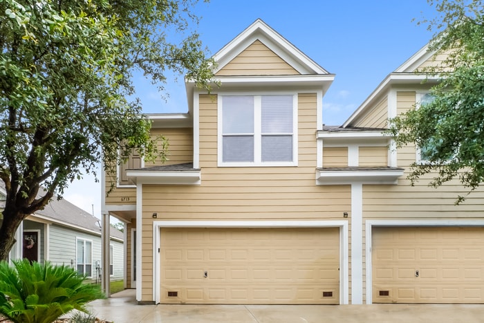6713 Terra Rye in San Antonio, TX - Foto de edificio