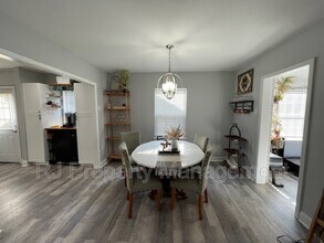 3228 N Waynoka Cir in Memphis, TN - Building Photo - Building Photo