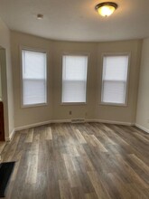 1387 Corbin Ave in New Britain, CT - Foto de edificio - Building Photo