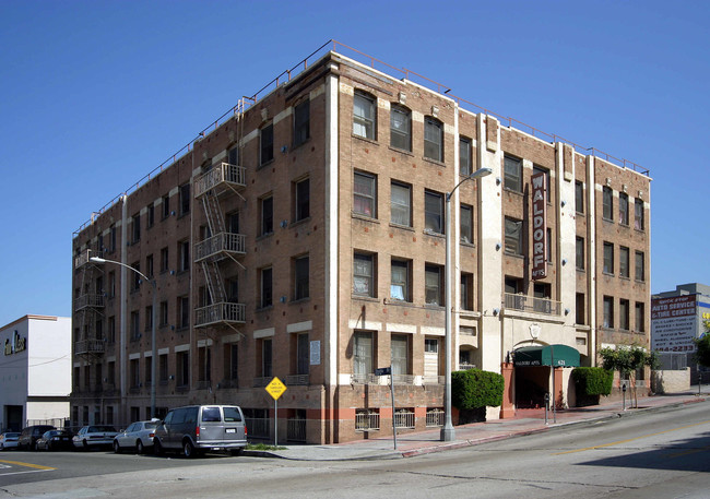 Waldorf Apartments in Los Angeles, CA - Foto de edificio - Building Photo