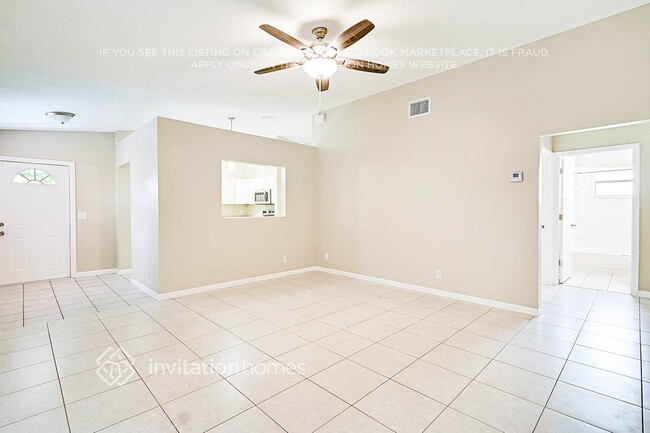 316 Fleming Ave in Greenacres, FL - Building Photo - Building Photo