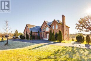 17353 Winston Churchill Blvd in Caledon, ON - Building Photo